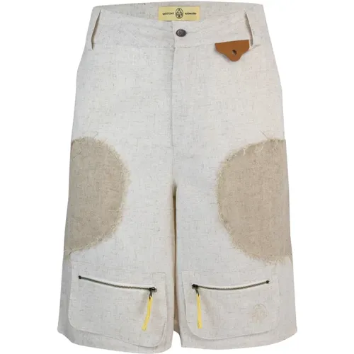 Beige Oversized Embroidered Shorts , male, Sizes: L, S - Untitled Artworks - Modalova