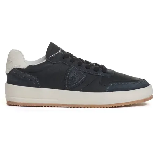 Suede Leather Sneakers , male, Sizes: 7 UK, 11 UK, 9 UK, 10 UK, 6 UK, 8 UK - Philippe Model - Modalova