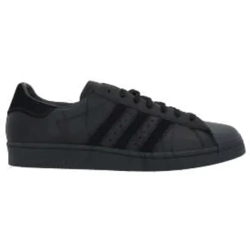 Leather Low-Top Sneakers with 3-Stripes Detail , male, Sizes: 9 1/2 UK, 6 1/2 UK, 5 1/2 UK, 8 UK, 10 1/2 UK, 11 UK, 7 UK, 10 UK, 9 UK - Y-3 - Modalova