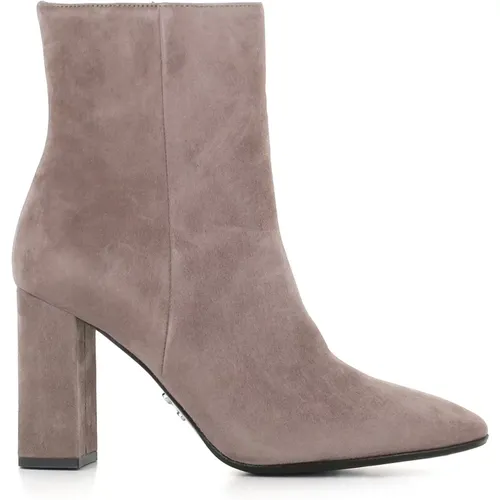 Grey Suede Zipper Boots , female, Sizes: 5 UK, 3 1/2 UK, 4 UK, 4 1/2 UK, 6 UK, 5 1/2 UK, 7 UK - Sergio Levantesi - Modalova