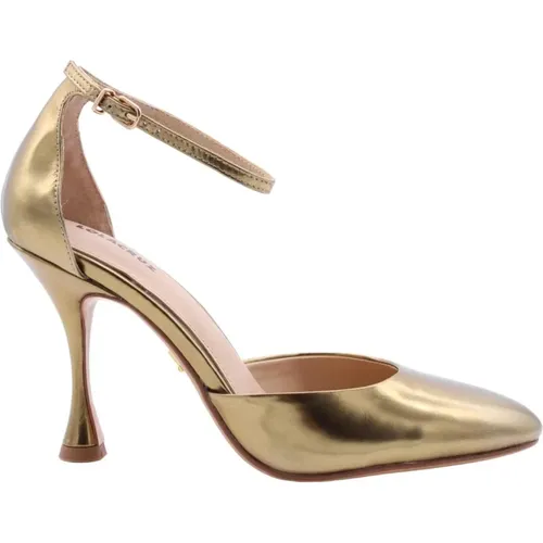 Galina Pump - Stylish and Efficient , female, Sizes: 7 UK - Lola Cruz - Modalova