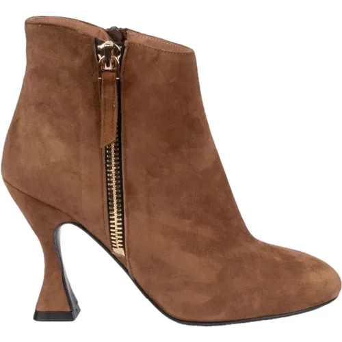 Leather Ankle Boot with Side Zip and 100mm Heel , female, Sizes: 5 UK, 4 UK, 7 UK - Albano - Modalova