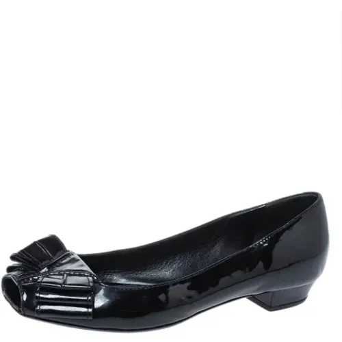 Pre-owned Leather flats , female, Sizes: 2 UK - Yves Saint Laurent Vintage - Modalova