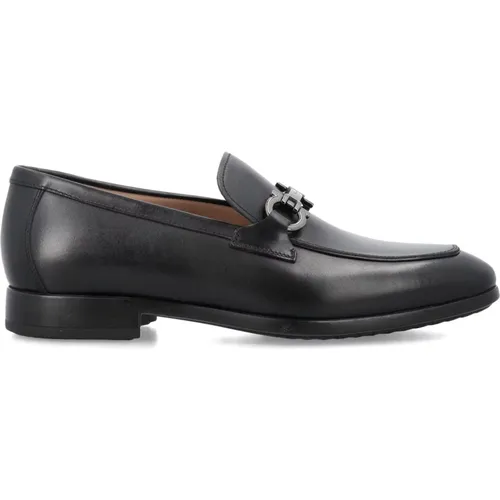 Closed Shoes Aw23, Timeless Style Penny Loafers , male, Sizes: 8 1/2 UK, 9 1/2 UK, 5 1/2 UK, 10 UK, 7 1/2 UK - Salvatore Ferragamo - Modalova