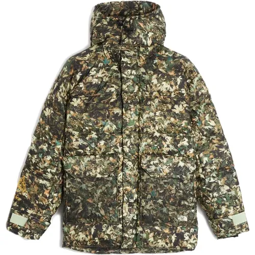 Camouflage-Daunenjacke mit Kapuze , Herren, Größe: M - The North Face - Modalova