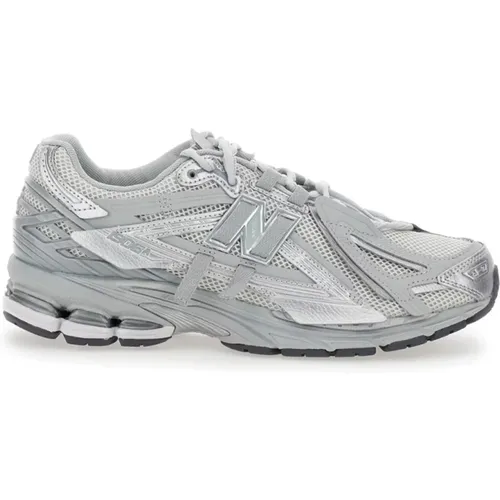 Grey Lifestyle Unisex Sneakers , male, Sizes: 11 UK, 8 1/2 UK, 9 UK, 10 UK, 12 1/2 UK - New Balance - Modalova