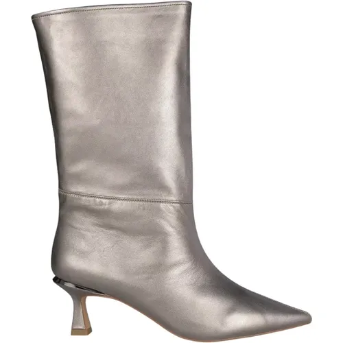 Pointed Toe Leather Ankle Boots , female, Sizes: 6 UK, 5 UK, 8 UK, 4 UK, 3 UK - Alma en Pena - Modalova
