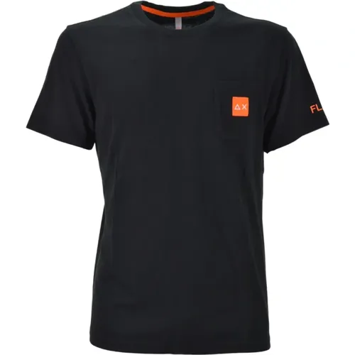 Pocket Logo Fluo T-shirt , male, Sizes: L, M, XL, 2XL - Sun68 - Modalova