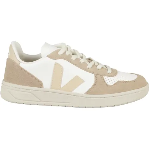 Sneakers , male, Sizes: 5 UK, 4 UK, 9 UK, 10 UK, 8 UK - Veja - Modalova