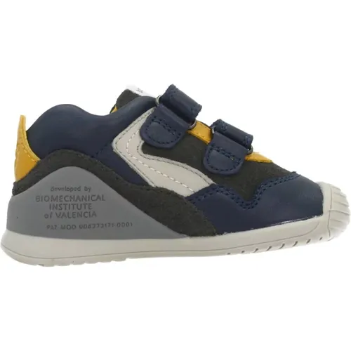 Athletic Strap Sneakers Biomecanics - Biomecanics - Modalova
