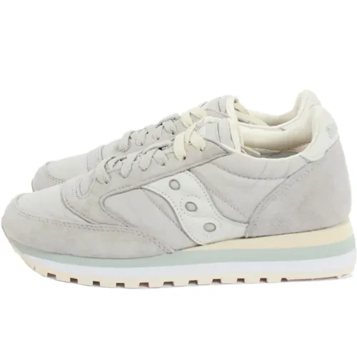 Grey/White Jazz Triples Sneakers for Women , female, Sizes: 5 UK, 4 UK, 5 1/2 UK - Saucony - Modalova