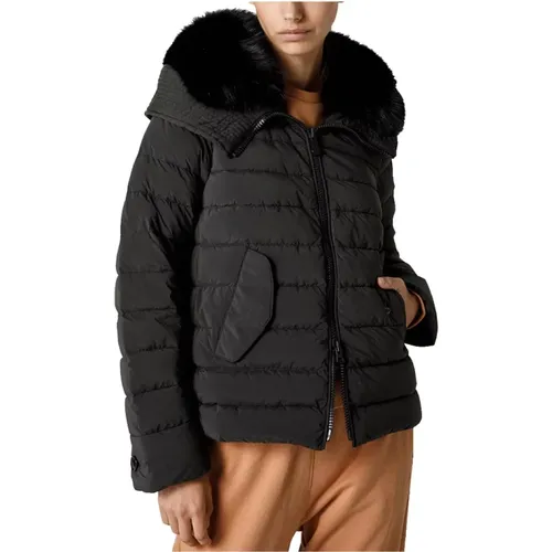 Structured Down Jacket with Fox Fur Hood , female, Sizes: M - Peuterey - Modalova