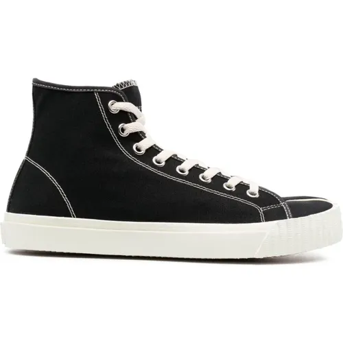 Tabi Split-Toe High-Top Sneakers , male, Sizes: 8 1/2 UK - Maison Margiela - Modalova