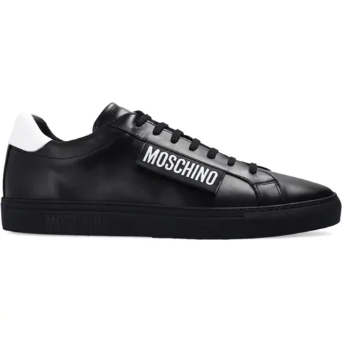 Elevate Your Style with and White Logo Sneakers , male, Sizes: 6 UK - Moschino - Modalova
