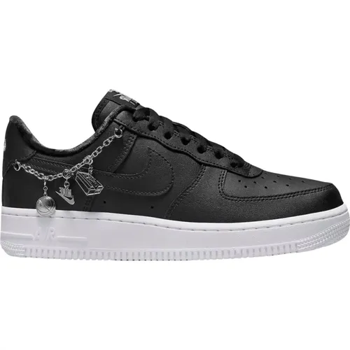 Limitierte Auflage Lucky Charms Low LX , Damen, Größe: 35 1/2 EU - Nike - Modalova