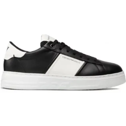 Classic Sneakers , male, Sizes: 5 UK, 9 UK, 7 UK, 10 UK, 6 UK - Emporio Armani - Modalova