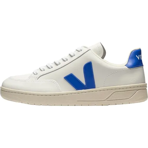 Iconic V-12 Sneakers for Men , male, Sizes: 7 UK, 11 UK, 8 UK, 10 UK - Veja - Modalova