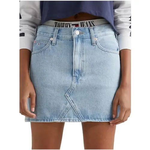 Denim skirt Izzie Tommy Jeans , female, Sizes: W27, W28, W29, W25, W26, W24 - Tommy Hilfiger - Modalova