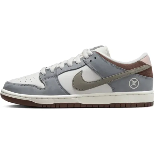 Graue Dunk Low SB x Yuto Horigome , Herren, Größe: 39 EU - Nike - Modalova