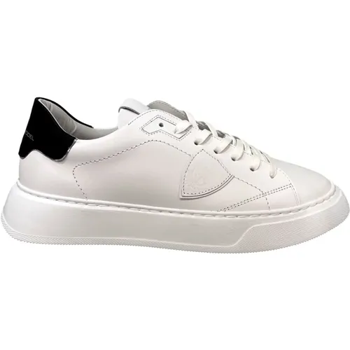 Weiße Ledersneaker mit geprägtem Logo , Herren, Größe: 43 EU - Philippe Model - Modalova