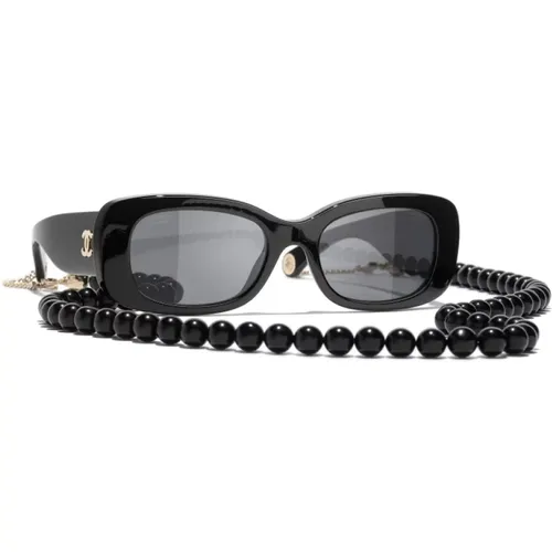 Iconic Sunglasses with Uniform Lenses , unisex, Sizes: 56 MM - Chanel - Modalova