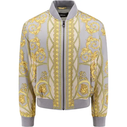 Goldene Jacke mit Reißverschluss,Graue Bomberjacke mit All-Over-Print - Versace - Modalova