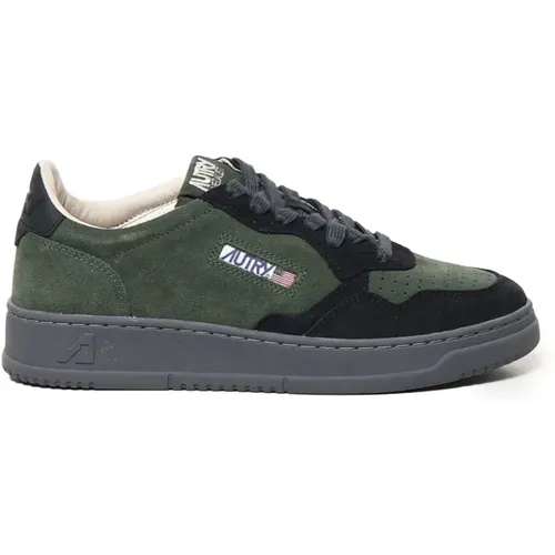 Suede Leather Sneakers Black , male, Sizes: 7 UK, 9 UK, 6 UK, 11 UK, 8 UK, 10 UK - Autry - Modalova