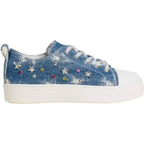 Low Top Sneakers , female, Sizes: 2 UK, 4 UK, 3 UK, 5 UK - Nerogiardini - Modalova