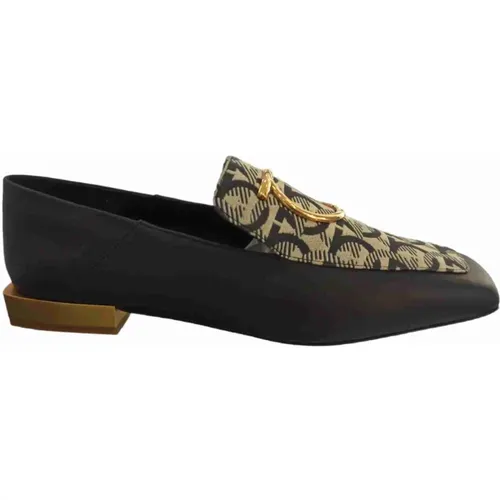 Klassischer Lederslipper , Damen, Größe: 36 1/2 EU - Salvatore Ferragamo - Modalova