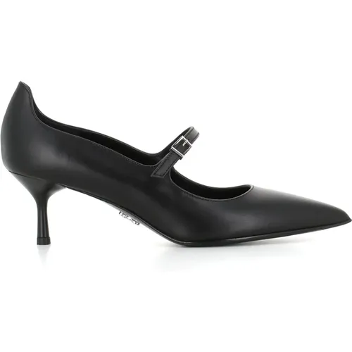 Leather Pointed Toe Heels , female, Sizes: 7 UK, 5 1/2 UK, 5 UK - Sergio Levantesi - Modalova
