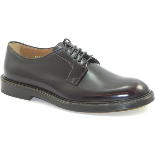 Elevate Your Business Attire with Laced Shoes , male, Sizes: 8 1/2 UK, 10 UK - Doucal's - Modalova