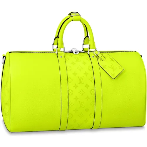 Cloud Keepall Neon Volt Taigarama - Louis Vuitton - Modalova