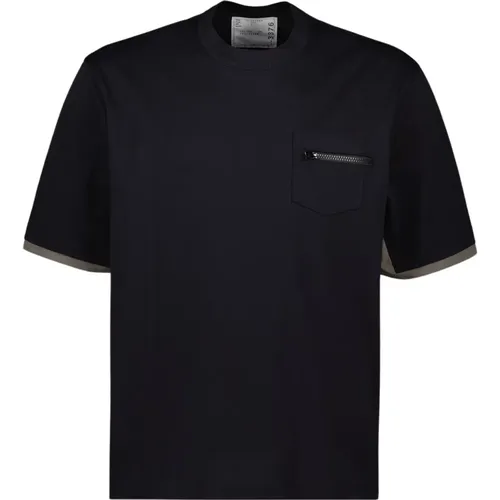 Taschen T-Shirt, Kurzarm, Bicolor Design - Sacai - Modalova