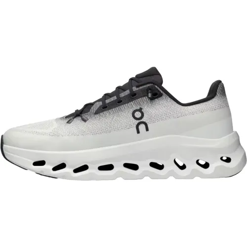 Cloudtilt Sneakers Flat Shoes , male, Sizes: 8 1/2 UK, 10 UK, 11 UK, 12 UK - ON Running - Modalova