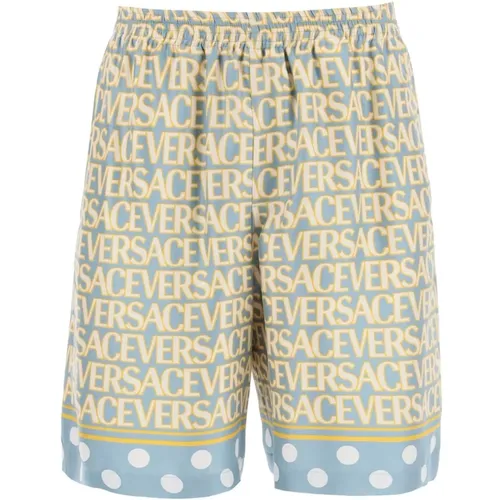 Stylish Summer Shorts for Men , male, Sizes: M, L, S - Versace - Modalova