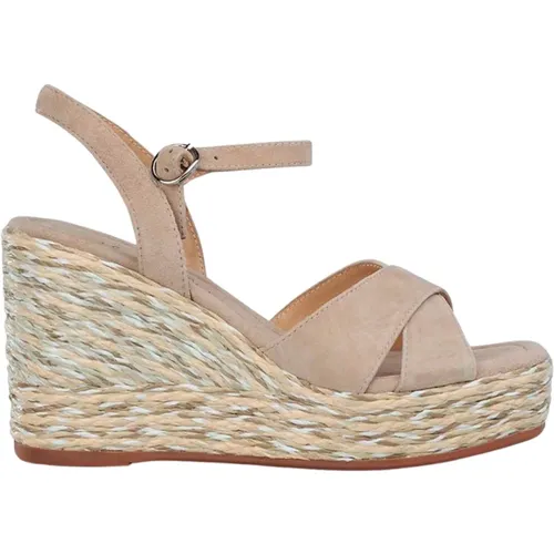 Raffia Leather Cross Strap Wedge Sandal , female, Sizes: 5 UK - Alma en Pena - Modalova