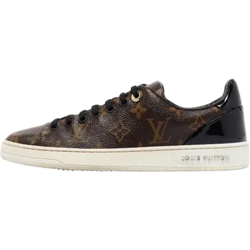 Pre-owned Coated canvas sneakers , female, Sizes: 2 1/2 UK - Louis Vuitton Vintage - Modalova