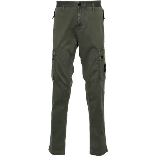 Grüne Cargo Hose Slim Fit , Herren, Größe: W31 - Stone Island - Modalova