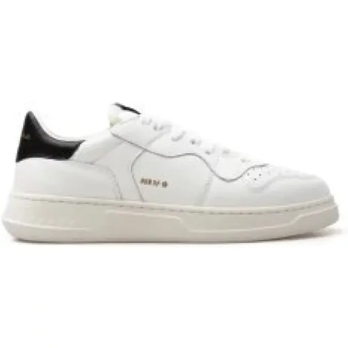 Classic Leather Sneakers with Black Inserts , male, Sizes: 8 1/2 UK, 9 1/2 UK, 10 UK - RUN OF - Modalova