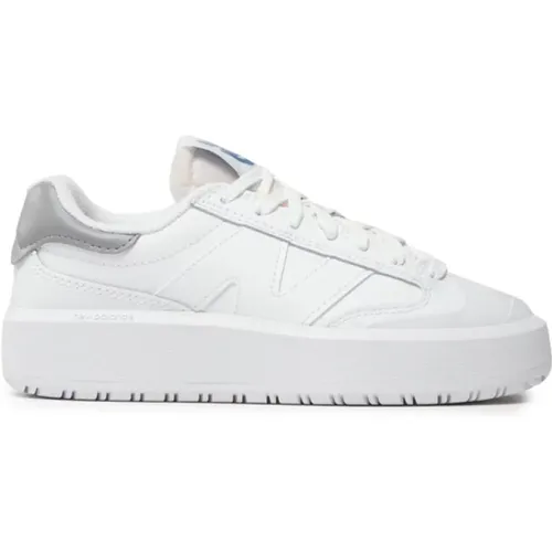 Classic Tennis Sneakers , female, Sizes: 4 1/2 UK, 6 1/2 UK, 4 UK, 7 UK, 7 1/2 UK, 5 UK - New Balance - Modalova