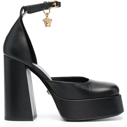 Leather Pumps with Gold Hardware , female, Sizes: 3 1/2 UK - Versace - Modalova