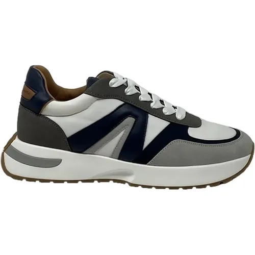 Leather Sneaker in White Grey Blue , male, Sizes: 7 UK, 8 UK, 10 UK, 6 UK, 11 UK, 9 UK - Alexander Smith - Modalova