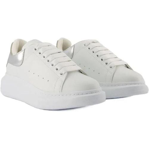 Low-Top Sneaker - Oversized Sneakers - Leather - White/Silver - Gr. 37 (EU) - in - für Damen - alexander mcqueen - Modalova