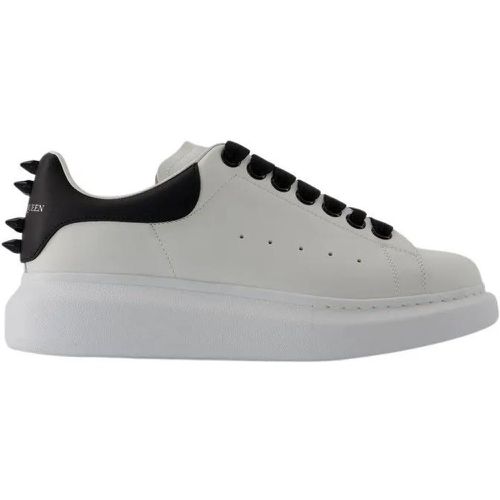 Low-Top Sneaker - Oversized Sneakers - Leather - White/Black - Gr. 39 (EU) - in - für Damen - alexander mcqueen - Modalova