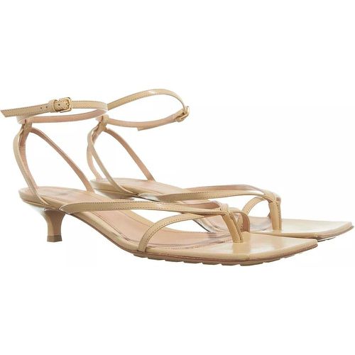 Sandalen & Sandaletten - Leather Strech Sandals - Gr. 41 (EU) - in - für Damen - Bottega Veneta - Modalova