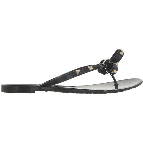 Sandalen - Thong Summer Rockstud Sandals - Gr. 37 (EU) - in - für Damen - Valentino Garavani - Modalova