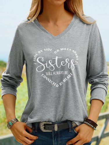 Women Sister Text Letters Regular Fit Casual V Neck T-Shirt - Just Fashion Now - Modalova