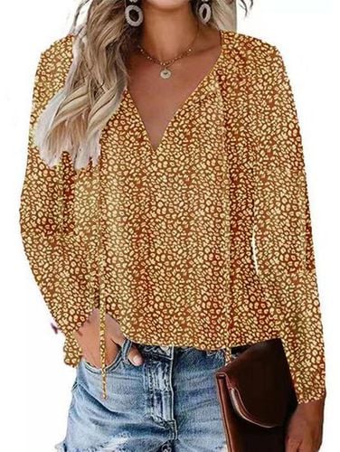 Loose Casual Ditsy Floral V Neck Blouse - Just Fashion Now - Modalova