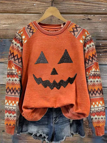 Women's Halloween Pumpkin Face Sweatshirt - Just Fashion Now - Modalova