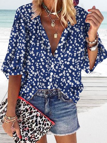 Loose holiday flower button up shirt - Just Fashion Now - Modalova
